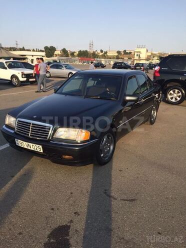Mercedes C 240 1997, 338,000 km - 2.4 l - Bakı