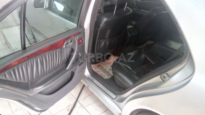 Mercedes E 240 2000, 235,000 km - 2.6 l - Bakı