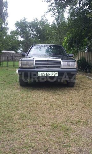 Mercedes 190 1992, 254,611 km - 1.8 l - Zaqatala