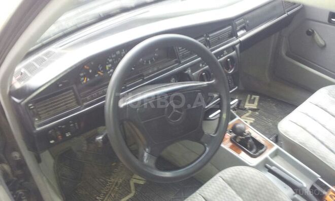 Mercedes 190 1992, 254,611 km - 1.8 l - Zaqatala