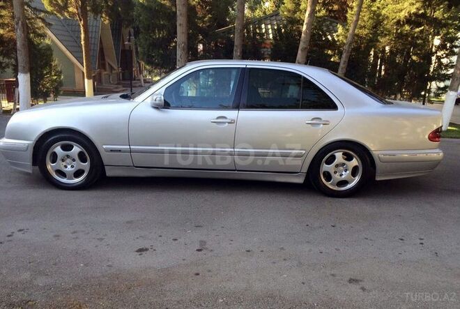 Mercedes E 270 2000, 212,212 km - 2.7 l - Bakı