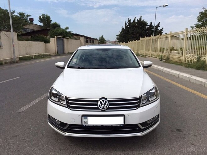 Volkswagen Passat 2013, 42,000 km - 1.8 l - Bakı
