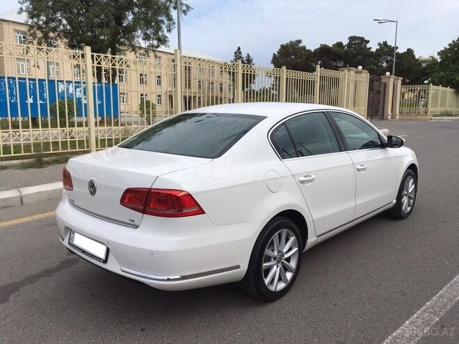 Volkswagen Passat 2013, 42,000 km - 1.8 l - Bakı