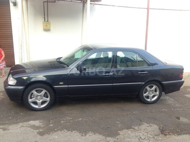 Mercedes C 180 1998, 300,000 km - 1.8 л - Bakı