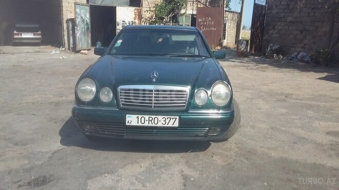 Mercedes E 230 1995, 289,000 km - 2.3 л - Bakı