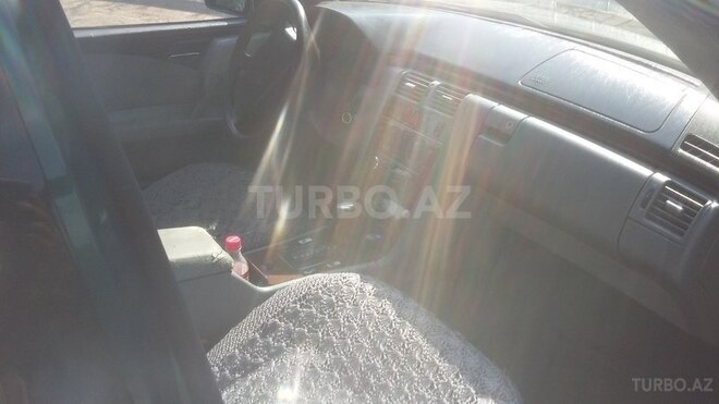 Mercedes E 230 1995, 289,000 km - 2.3 л - Bakı
