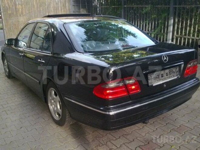 Mercedes E 220 1999, 250,000 km - 2.2 l - Ağcabədi