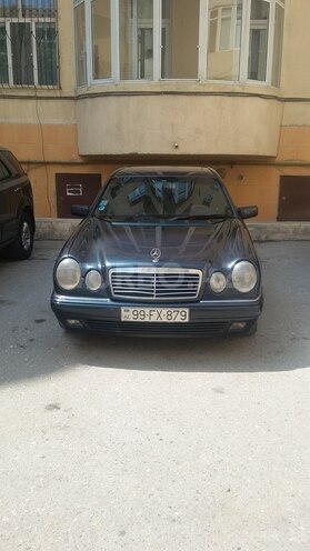 Mercedes E 200 1998, 230,000 km - 2.2 l - Bakı