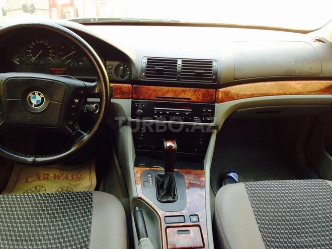 BMW 523 1997, 330,000 km - 2.5 л - Bakı