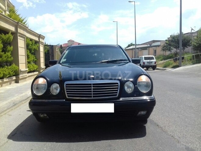 Mercedes E 240 1999, 307,000 km - 2.4 l - Bakı