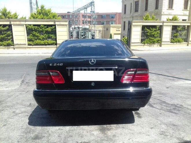 Mercedes E 240 1999, 307,000 km - 2.4 l - Bakı