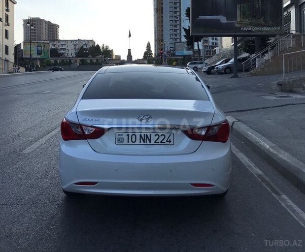 Hyundai Sonata 2013, 105,400 km - 2.0 l - Bakı