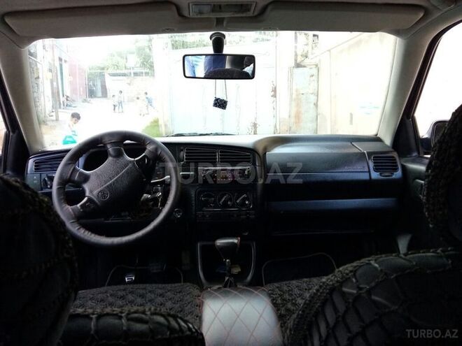 Volkswagen Golf 1995, 185,000 km - 1.6 l - Bakı