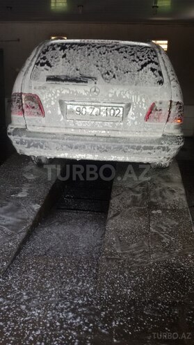 Mercedes E 220 2002, 200,000 km - 2.5 l - Bakı