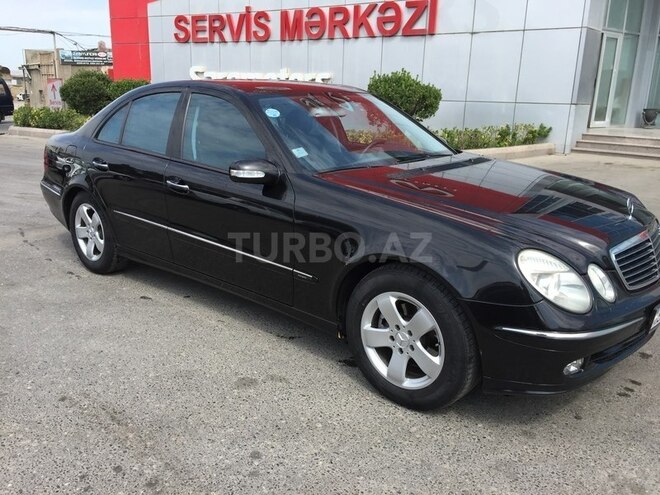 Mercedes E 220 2004, 270,000 km - 2.2 l - Bakı