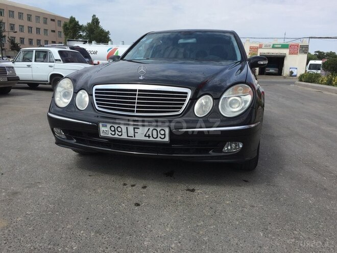 Mercedes E 220 2004, 270,000 km - 2.2 l - Bakı