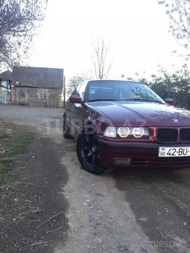 BMW 318 1992, 321,456 km - 1.8 l - Lənkəran