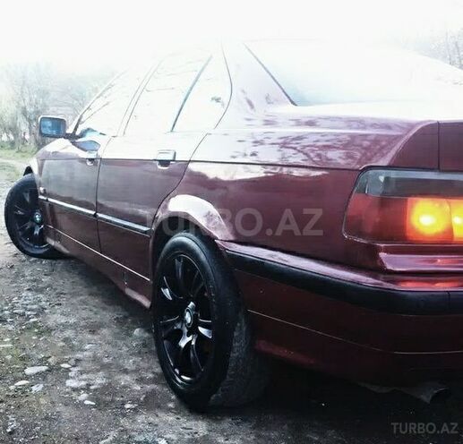 BMW 318 1992, 321,456 km - 1.8 l - Lənkəran