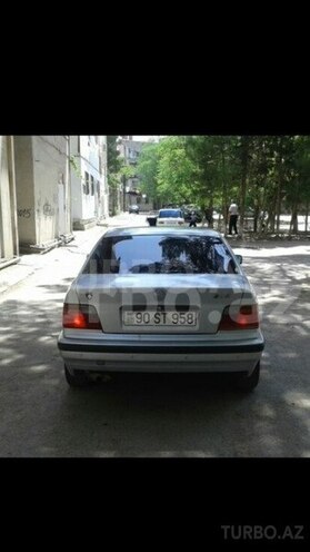 BMW 318 1991, 412,536 km - 0.3 l - Sumqayıt