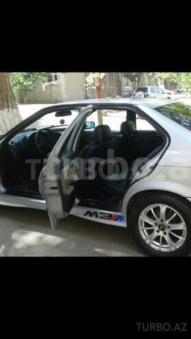 BMW 318 1991, 412,536 km - 0.3 l - Sumqayıt