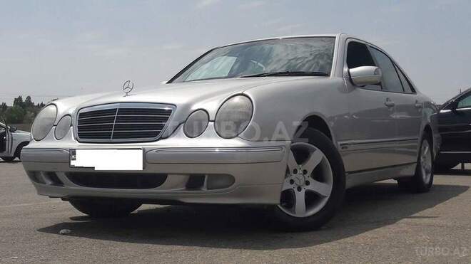 Mercedes E 220 2000, 358,000 km - 2.2 l - Bakı