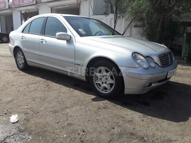 Mercedes C 200 2001, 210,000 km - 2.0 l - Bakı