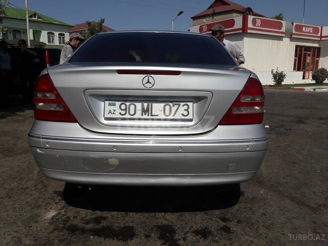 Mercedes C 200 2001, 210,000 km - 2.0 l - Bakı