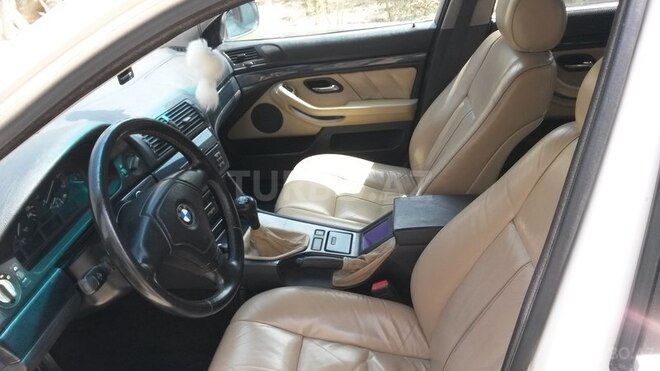 BMW 520 1999, 390 km - 2.0 л - Bakı