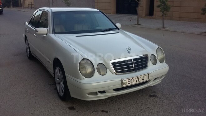 Mercedes E 200 2001, 332,691 km - 2.0 l - Bakı