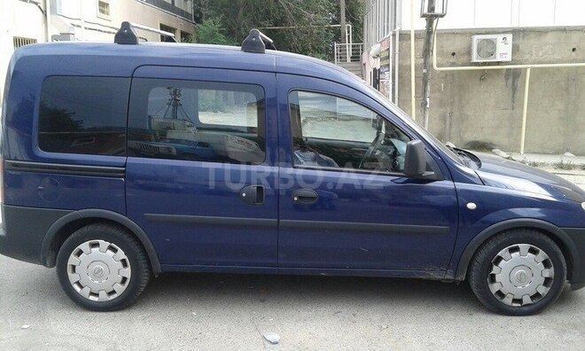 Opel Combo 2009, 245,000 km - 1.3 l - Bakı
