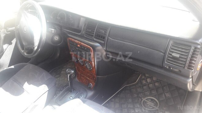 Opel Vectra 1996, 330,000 km - 2.0 l - Bakı