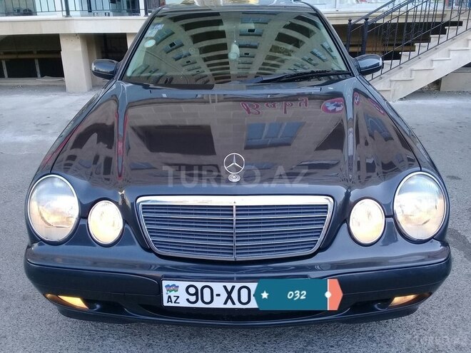 Mercedes E 220 1999, 286,000 km - 2.2 l - Xırdalan
