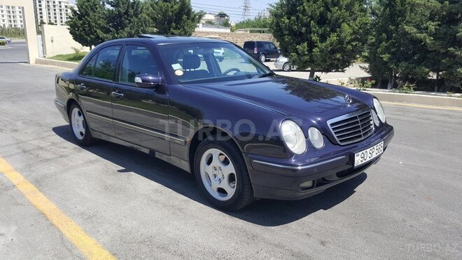 Mercedes E 240 2000, 225,342 km - 2.6 л - Bakı