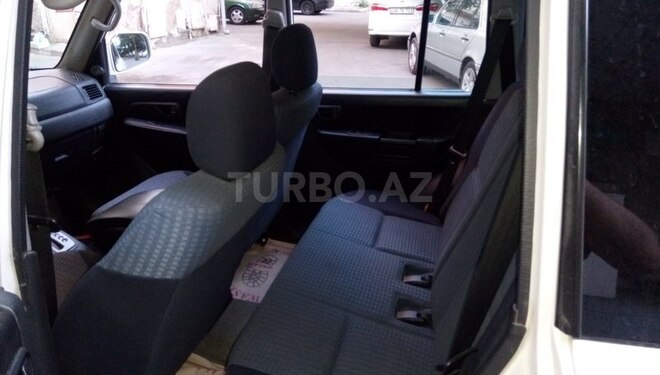 Mitsubishi Pajero io 2000, 220,000 km - 1.8 l - Bakı