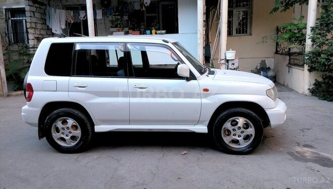 Mitsubishi Pajero io 2000, 220,000 km - 1.8 l - Bakı
