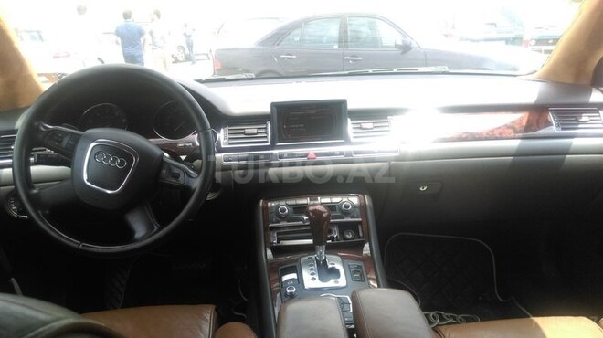 Audi S8 2006, 135,000 km - 3.2 л - Bakı