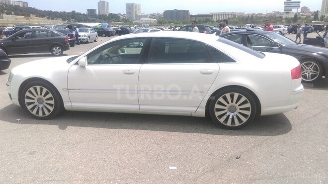 Audi S8 2006, 135,000 km - 3.2 л - Bakı