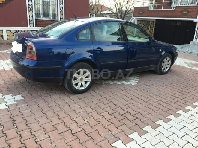 Volkswagen Passat 2004, 170,000 km - 2.0 l - Bakı