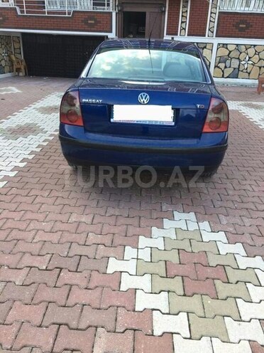 Volkswagen Passat 2004, 170,000 km - 2.0 l - Bakı