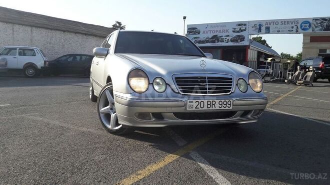Mercedes E 200 2000, 137,523 km - 2.0 l - Gəncə