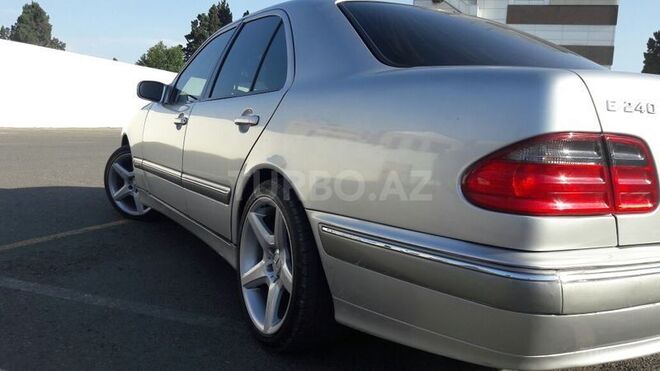 Mercedes E 200 2000, 137,523 km - 2.0 l - Gəncə