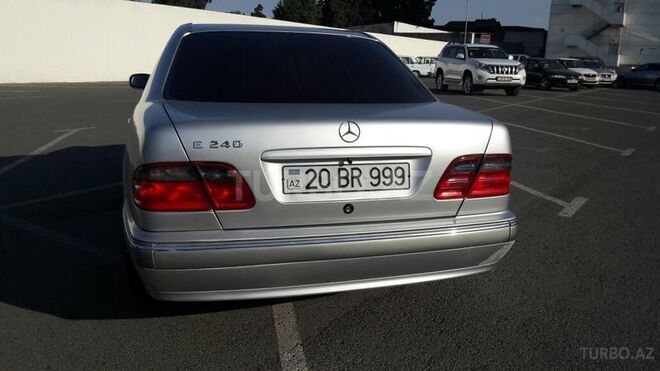 Mercedes E 200 2000, 137,523 km - 2.0 l - Gəncə