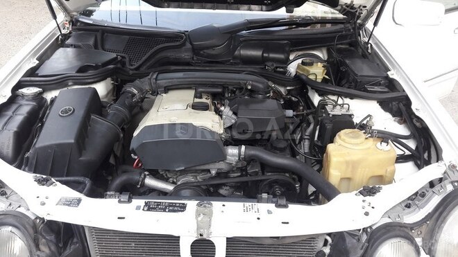 Mercedes E 200 1998, 327,000 km - 2.0 l - Sumqayıt