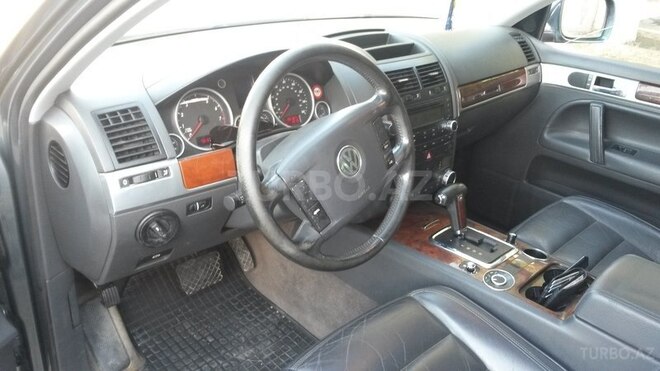 Volkswagen Touareg 2004, 201,000 km - 3.2 l - Sumqayıt