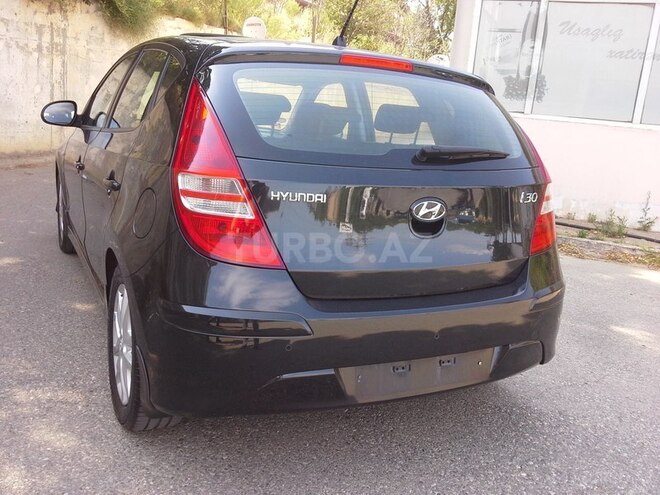 Hyundai i30 2010, 112,000 km - 1.6 л - Bakı