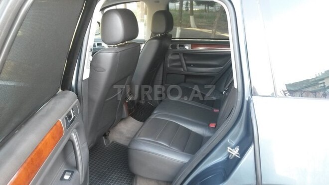 Volkswagen Touareg 2004, 201,000 km - 3.2 l - Sumqayıt