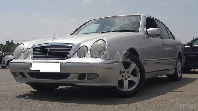 Mercedes E 220 2001, 360,000 km - 2.2 l - Bakı