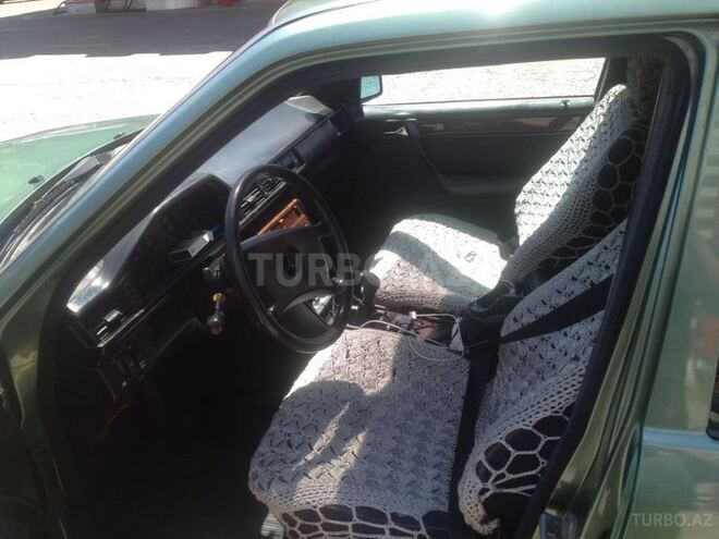 Mercedes E 220 1989, 396,532 km - 2.2 л - Bakı