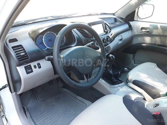 Mitsubishi L200 2007, 187,295 km - 2.5 l - Bakı