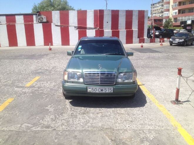Mercedes E 200 1989, 375,963 km - 0.2 л - Bakı